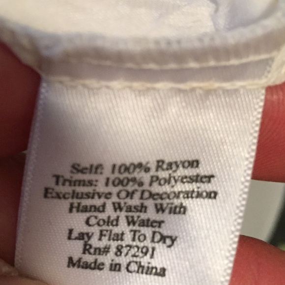 Johnny Was White XL 100% Rayon NWOT Peach and Coral Floral Ties at Cuffs - Picture 10 of 10